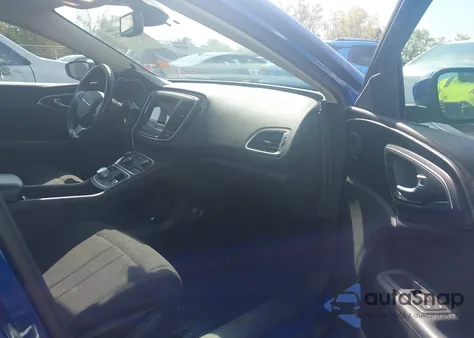 2016 Chrysler 200 Limited z USA, uszkodzony, nr VIN 1C3CCCAB9GN176195